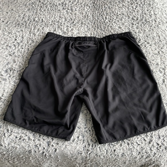 Helly Hansen Black Rask Shorts NWT - Picture 4 of 10